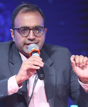 Balkrishna Singhania — Managing Director & Co-Head — India Analytics, PwC